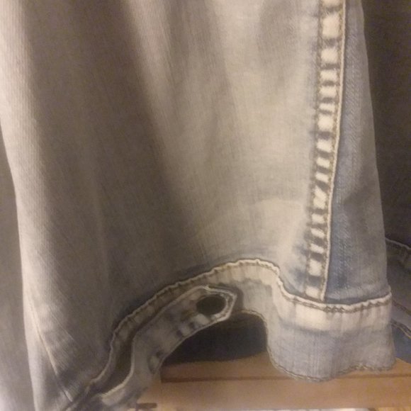 Faded blue jean jacket by KUT from the cloth , plus size - Picture 4 of 6